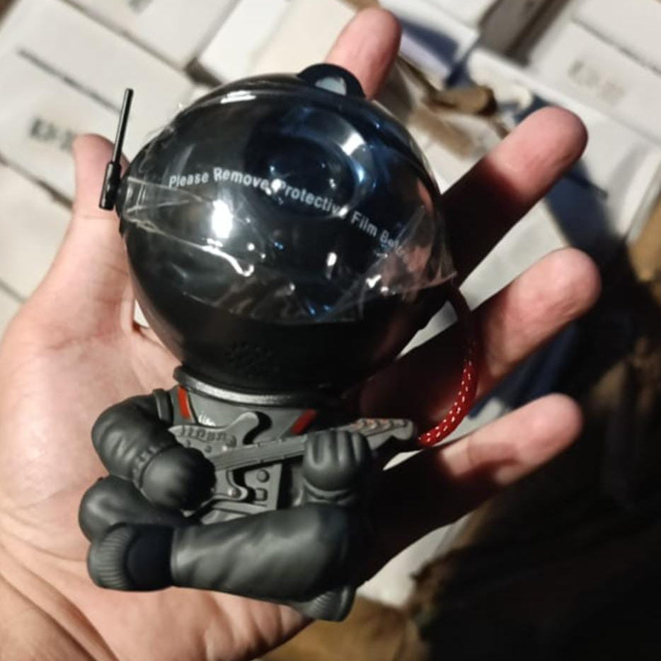 Astronaut Starry Sky Galaxy Projector – LED Nebula & Star Projector with 360° Rotating Astronaut Design